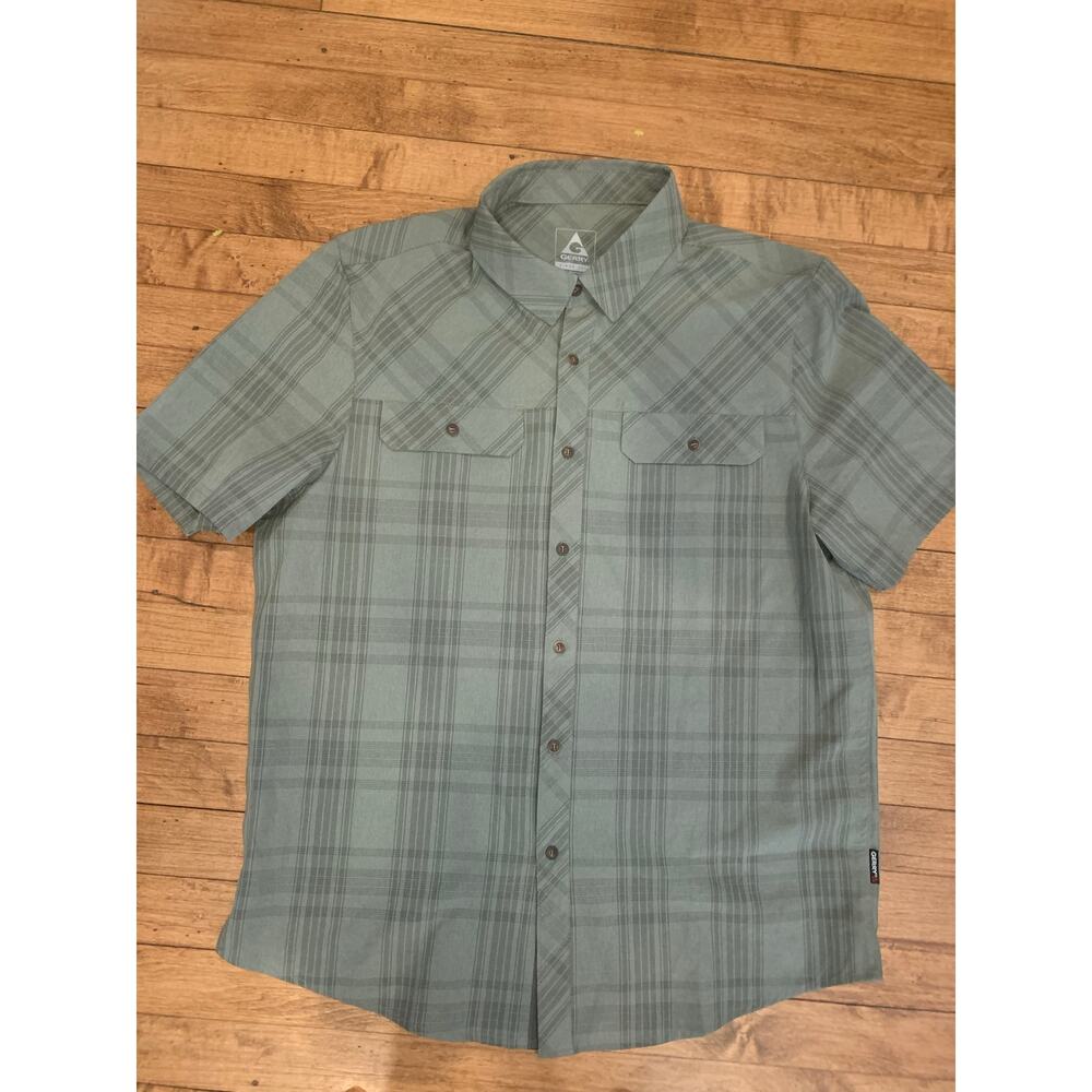 90% Polyester 10% Spandex x Medium x Gerry Hiking Shirt